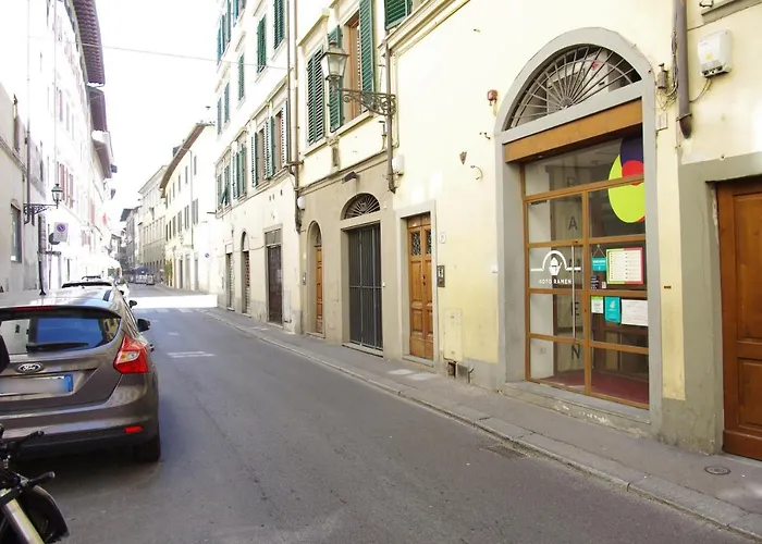 Centro Citta Quartiere Oltrarno Con Una Camera Da Letto Apartament *